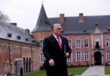 «Где делся тот Виктор?» Ющенко написал открытое письмо Орбану и запостил архивное фото