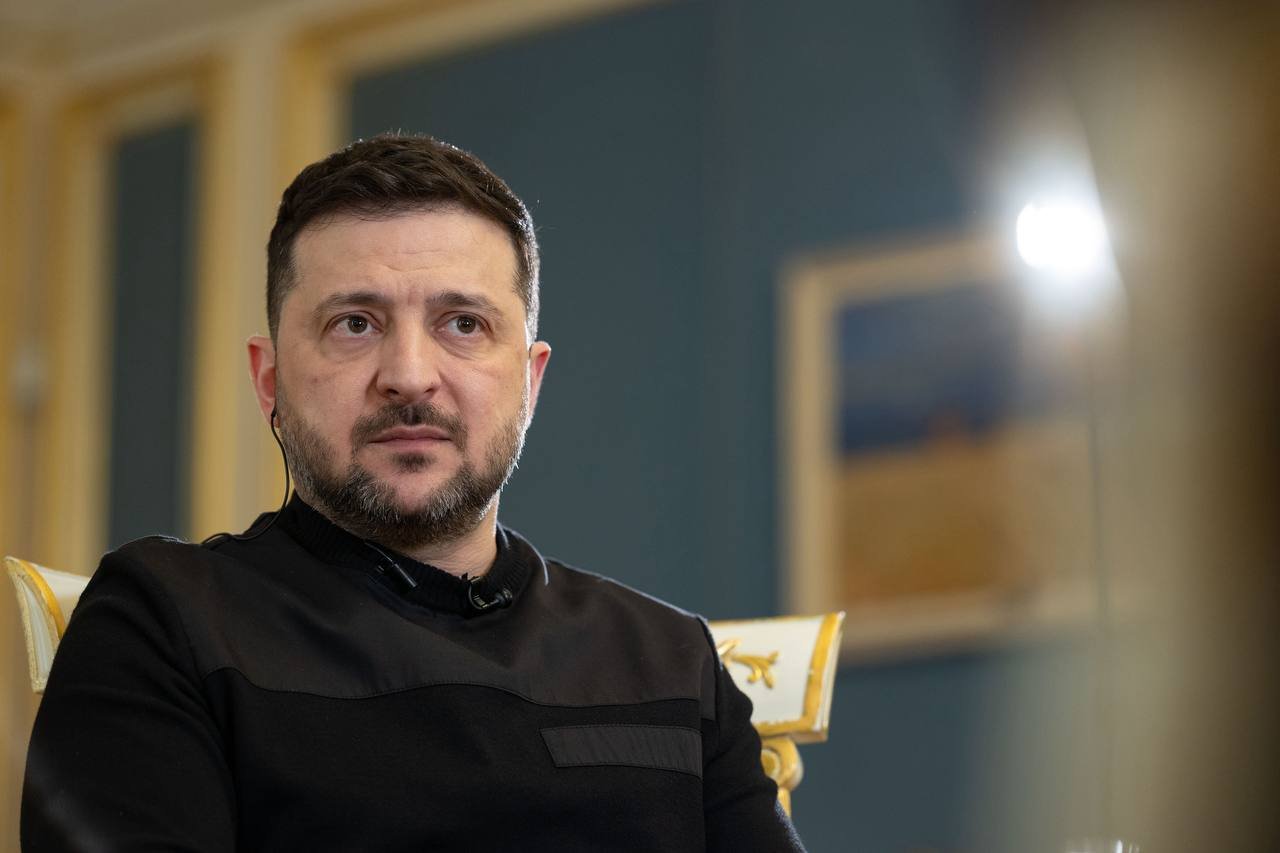 Зеленский: Давление на Россию в мире уменьшается, но у Украины есть свои санкции – дальнобойные