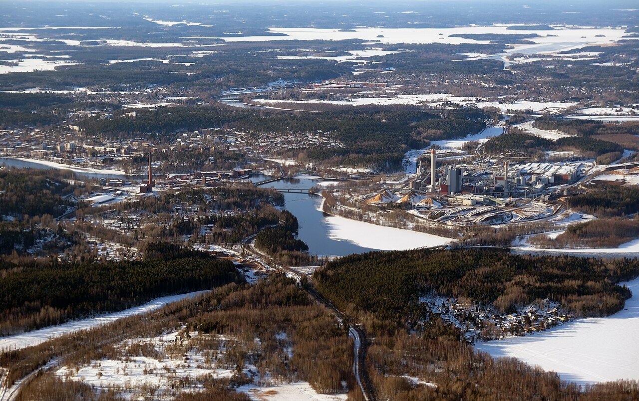 На фоне новых атак по россиянам на Балтике, в Финляндии нашли три беспилотника, вероятно, из Украины
