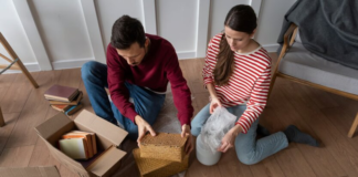 Квартиры украинцев отнимут за долги: тарифы загонят украинцев в ловушку