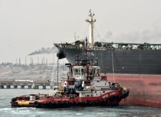 РФ будет воевать дольше? РБК-Украина узнало о последствиях ослабления нефтяных санкций США