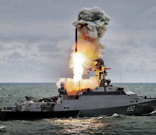 Россия второй раз за ночь запустила по Украине «Калибры»: где угроза ударов