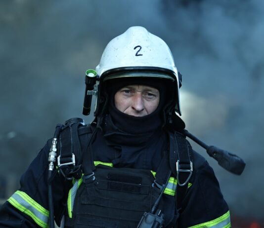 Россия ударила «Шахедом» по Харькову: враг повредил дома