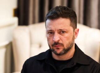 «Это абсолютное извращение»: Зеленский эмоционально отреагировал на удар «Шахедами» по церкви