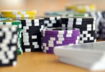 PlayCity забрал лицензию у Cosmolot и оштрафовал онлайн-казино на 12,9 млн грн