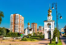 В РФ атакованы Тольятти и Таганрог, пылает территория химзаводов