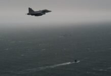 Шведские истребители перехватили российскую подводную лодку у своих берегов