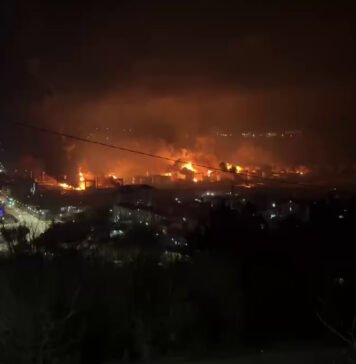 Туапсе снова под атакой: видео пожара на нефтеперерабатывающем заводе