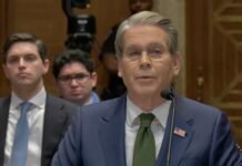 Бессент объяснил, почему США ослабили санкции против российской нефти