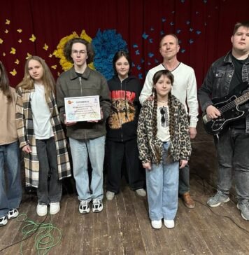 Ансамбль «Явір» на Бершадщині отримав 40 000 гривень на нові інструменти