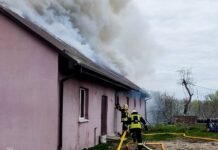 На Вінниччині через дитячі пустощі з вогнем загорівся сіновал