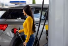 Дизель резко подорожал: сравнение цен на АЗС 14 апреля и где заправиться дешевле