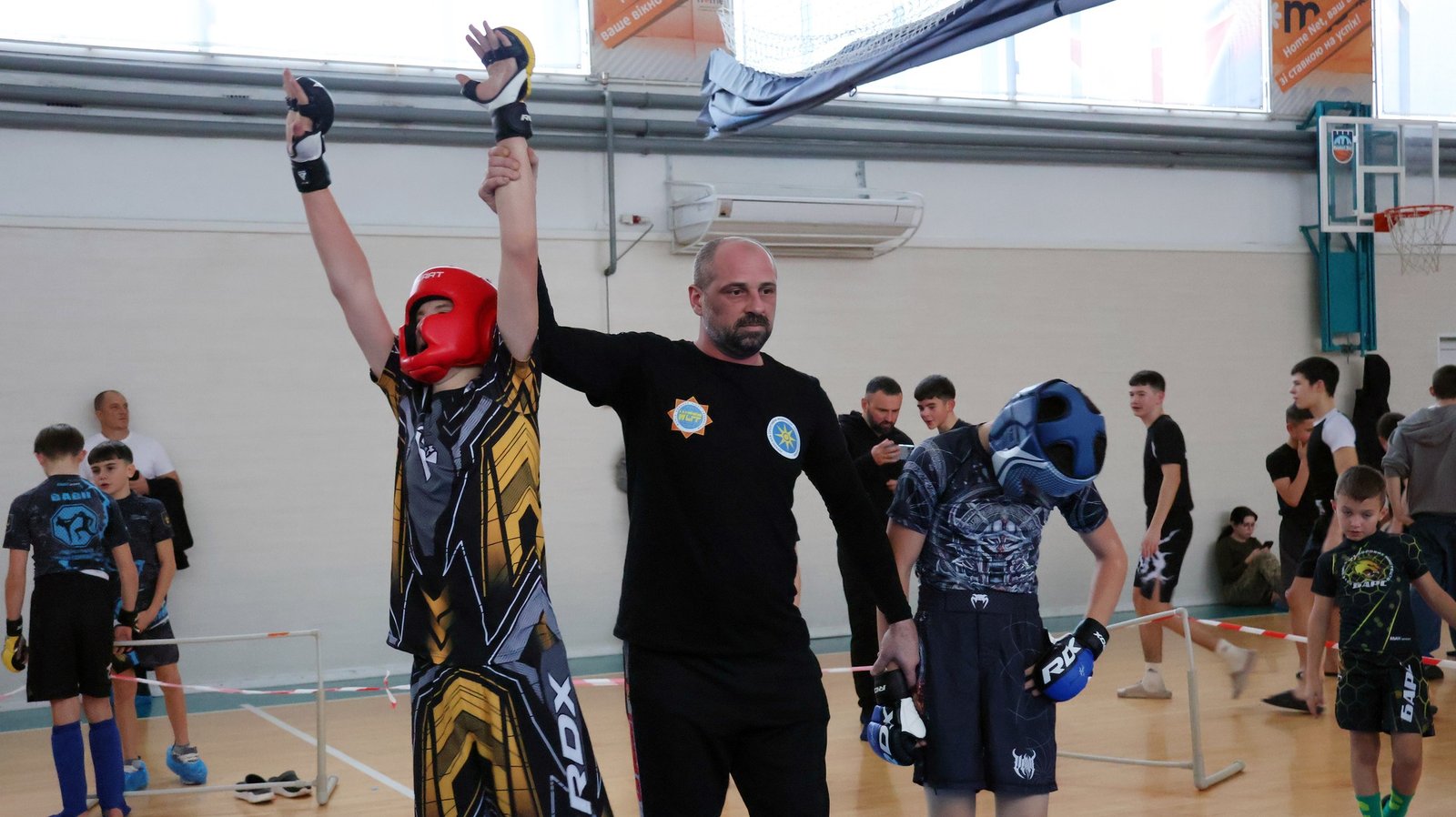 Борня, шаблі та пам’ять героїв: як чемпіонат з козацького двобою у Вінниці може допомогти ветеранам?