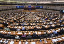 Европарламент поддержал создание спецтрибунала для РФ