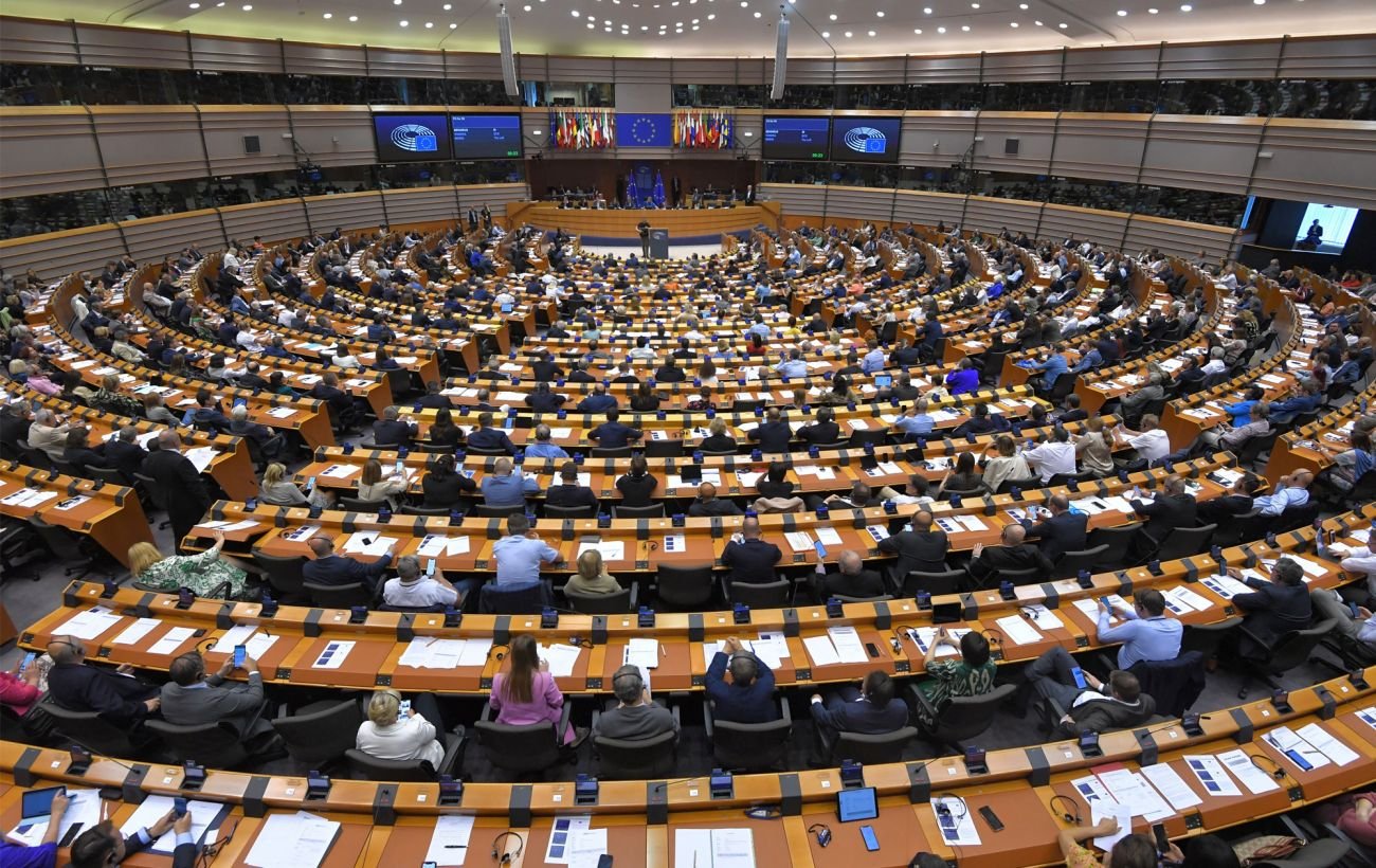 Европарламент поддержал создание спецтрибунала для РФ