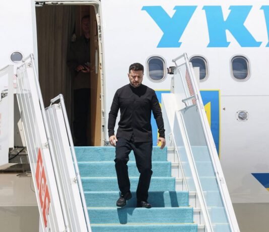 Зеленский сегодня посетит Нидерланды: СМИ узнали детали визита