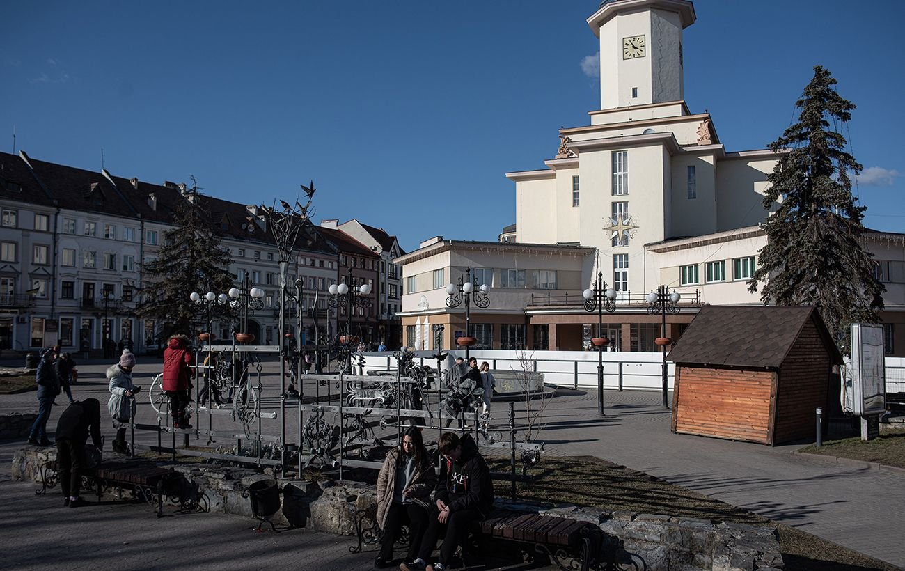 В Ивано-Франковске прогремели взрывы: что известно