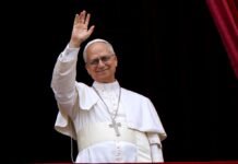 Папа Лев II заявил об отходе Католической церкви от акцента на ЛГБТ и однополые браки