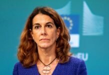 Деньги будут позже: ЕС отсрочил первый транш из 90 млрд евро для Украины