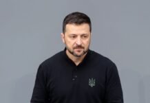 Украина анализирует обновленные военные планы РФ и готовит ответ, — Зеленский