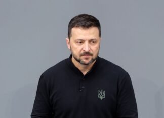 Украина анализирует обновленные военные планы РФ и готовит ответ, — Зеленский