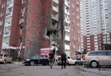 Владельцы разрушенного жилья не будут платить за коммуналку: Зеленский подписал закон