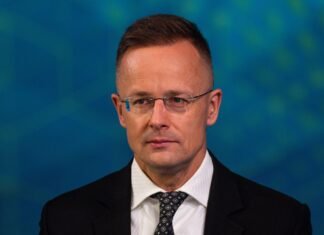 Сийярто в очередной раз обвинил Украину в «посягательстве на суверенитет» и пригрозил последствиями