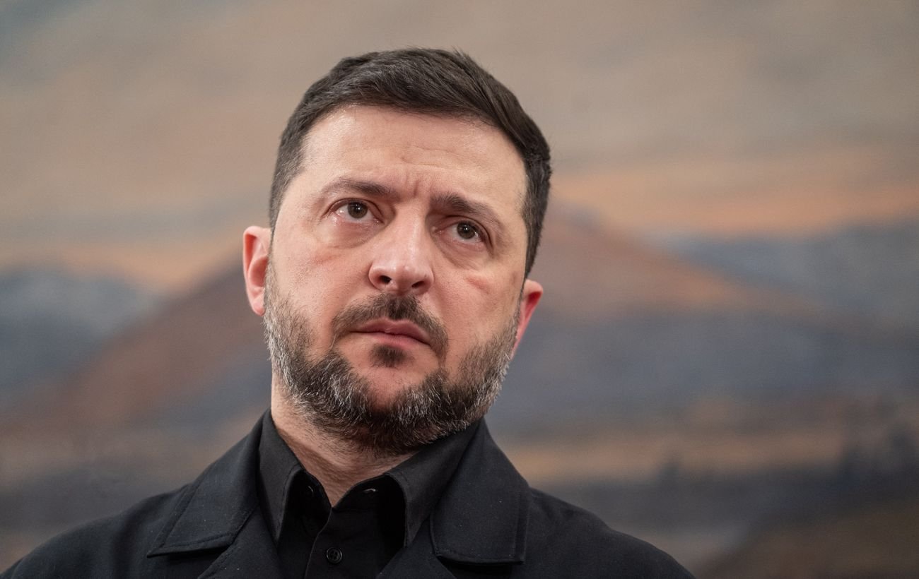 Зеленский об оружии для гражданских: надо ставить точку в этом вопросе