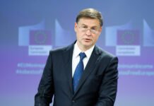 В Евросоюзе предупредили об угрозе стагфляционного шока