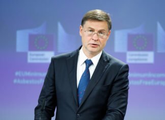 В Евросоюзе предупредили об угрозе стагфляционного шока