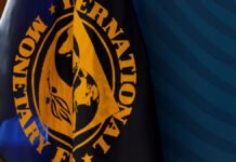 В КМИС исследовали, какая часть украинцев готова к повышениям налогов ради помощи ЕС