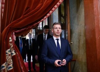 Орбан – все: Мадьяр стал новым премьером Венгрии