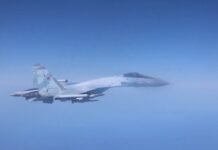 Міноборони: Винищувачі РФ перехопили над Чорним морем британський розвідувальний літак