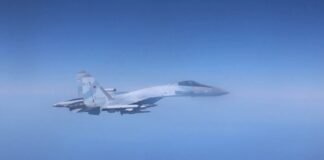 Міноборони: Винищувачі РФ перехопили над Чорним морем британський розвідувальний літак