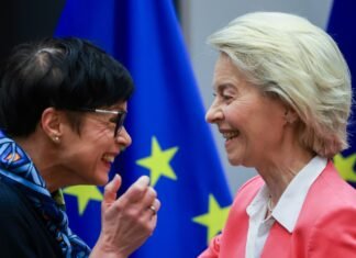 Євроремонт під час шторму. Чому Брюссель ковтає корупцію в Києві та де чекати пастки восени