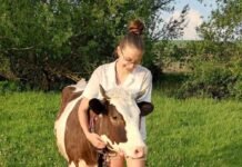 Могла б стати моделлю, а лікує тварин: як 17-річна Каріна Земляна обрала незвичну професію