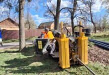 У Вінниці оновлюють водогін на вулиці Замковій