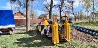 У Вінниці оновлюють водогін на вулиці Замковій