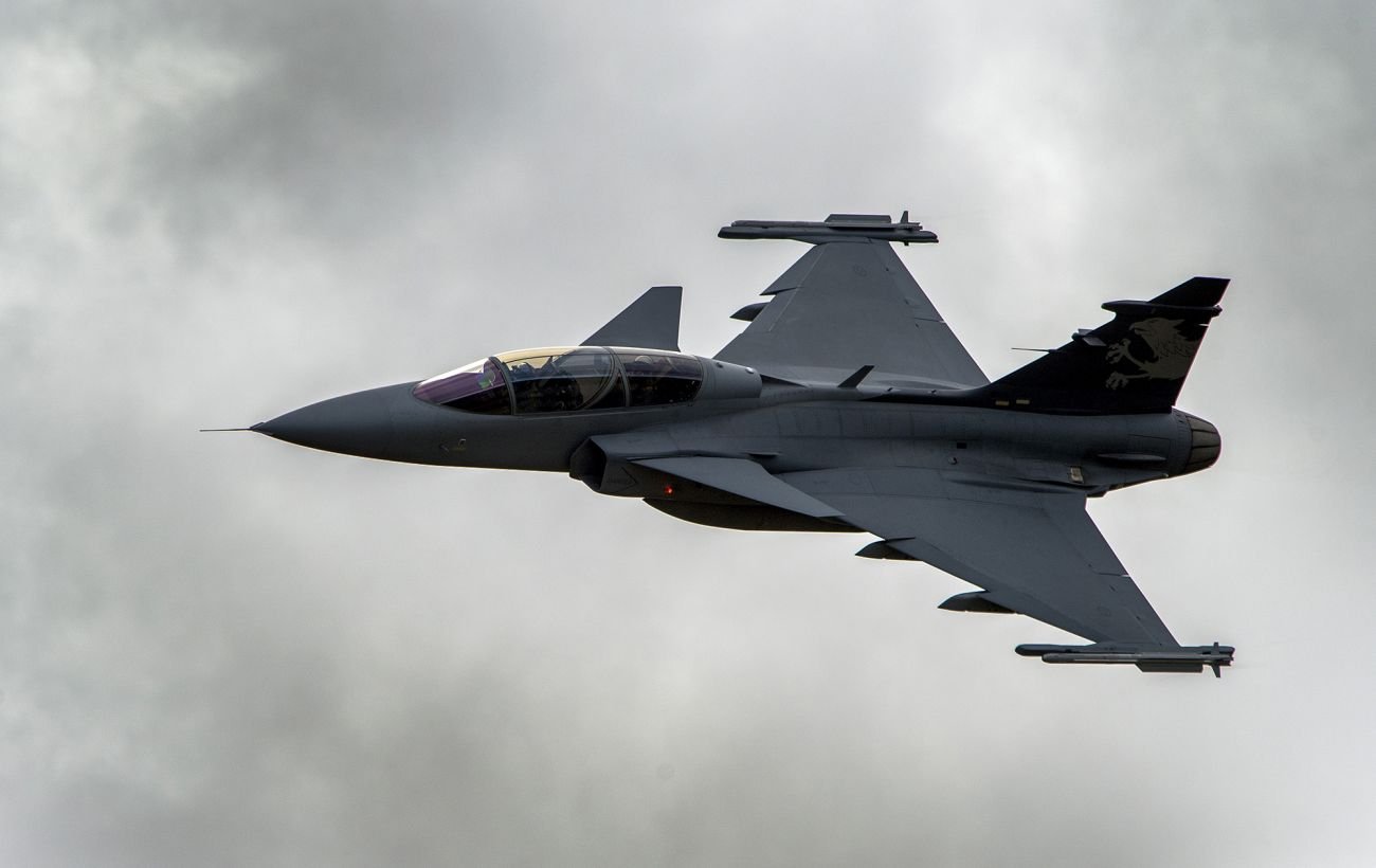 Шведские истребители Gripen станут приоритетом Минобороны для защиты неба